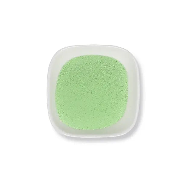 Light green avocado powder with fine smooth texture, perfect as a base for drinks and desserts.