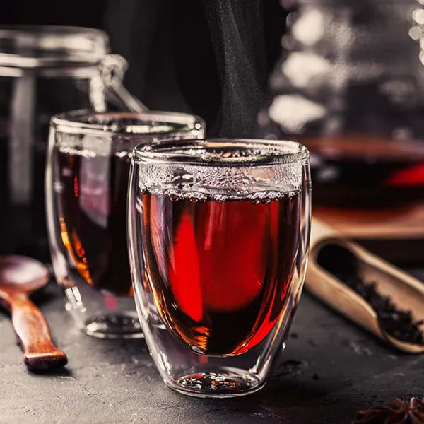 Brewed Da Hong Pao tea with amber color and mellow mineral flavor.